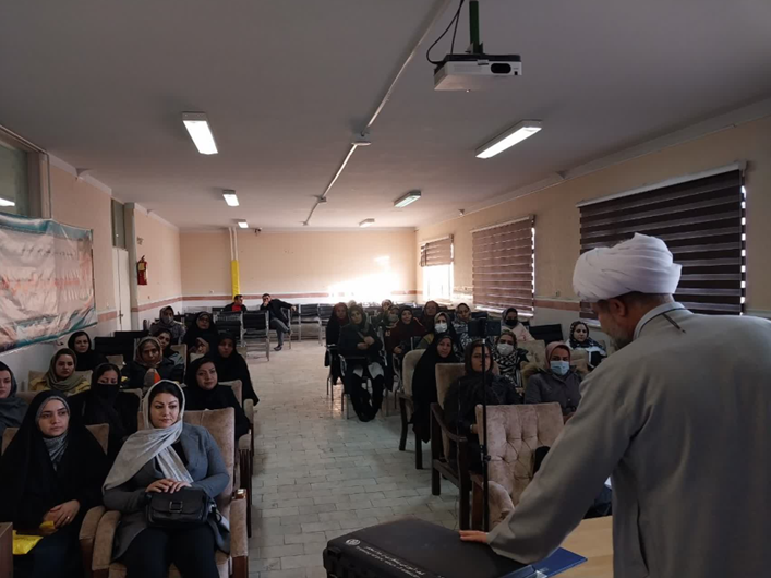 برگزاری کلاس‌های آگاهی از آسیب‌های مواد مخدر برای والدین در استان زنجان